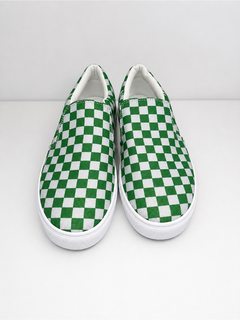 Phillygoat Green White Checkerboard Slip On Sneakers Women’s Size 9 NEW EAGLES
